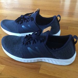 New Balance fresh foam fly mesh men’s running shoes NWOT